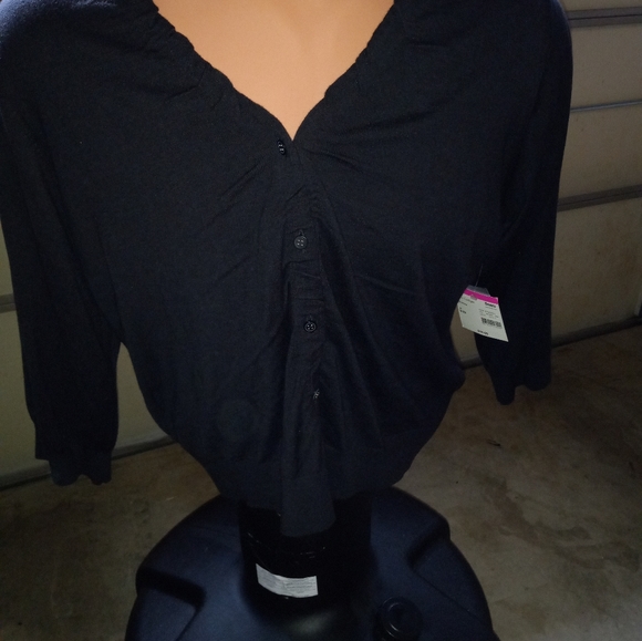 Sweater - Picture 3 of 7